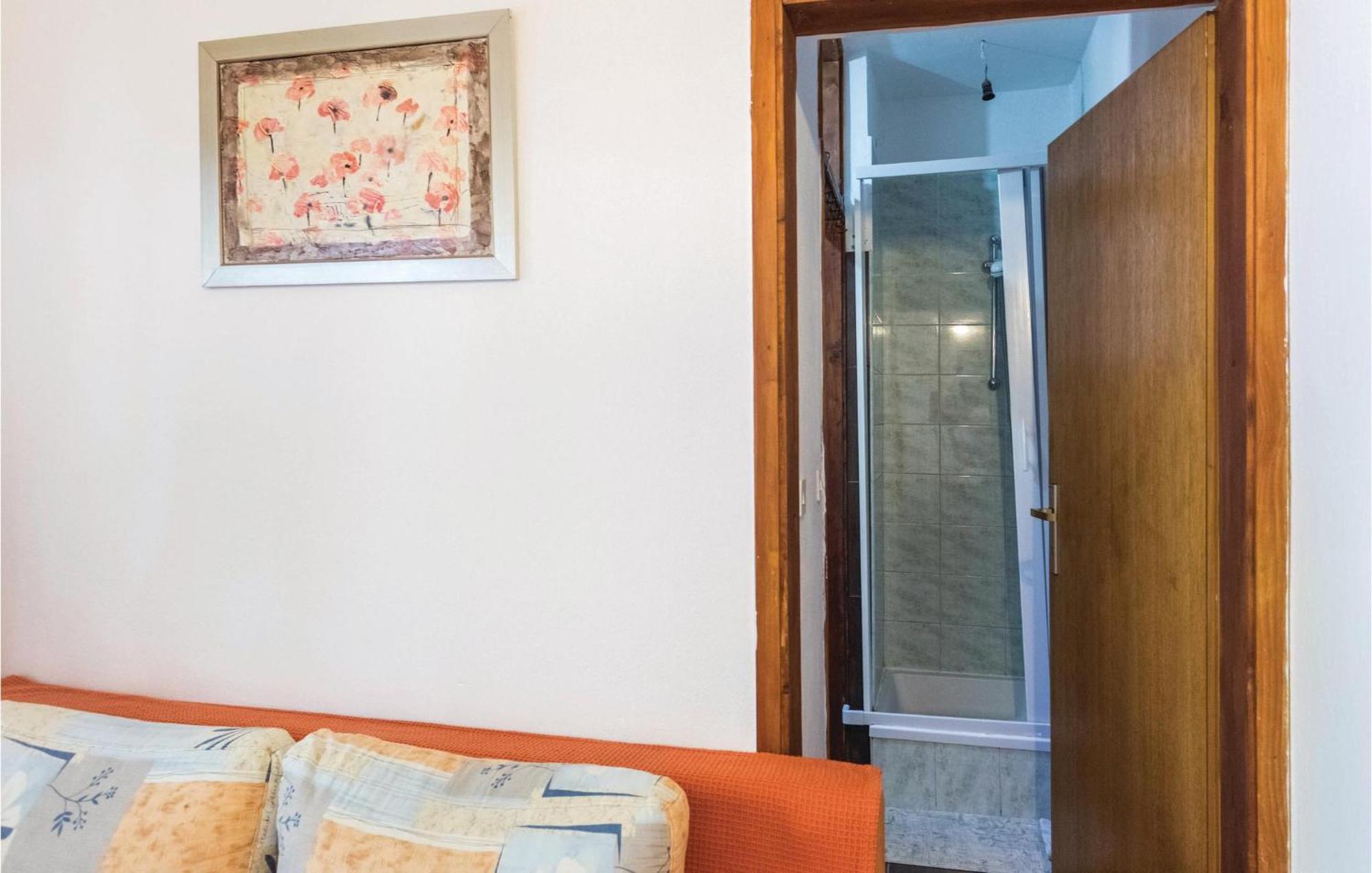 One-Bedroom Apartment in Klek Buitenkant foto